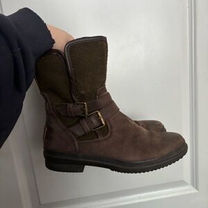 UGG Women’s 6 Brown Leather Simmens Waterproof Green Wool Boots